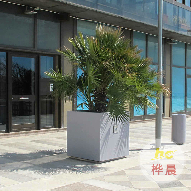 北歐風(fēng)簡(jiǎn)約水泥花盆帶木腿落地室內(nèi)創(chuàng)意高檔裝飾木腿水泥花盆廠家